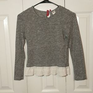 Oshkosh begosh grey top with white eyelet trim